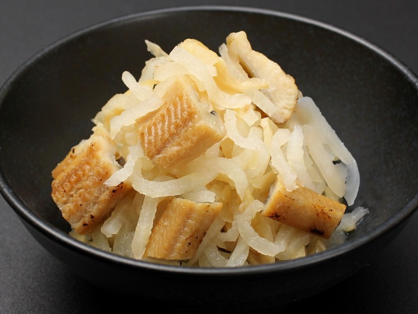 タレ焼き穴子ガリ大根